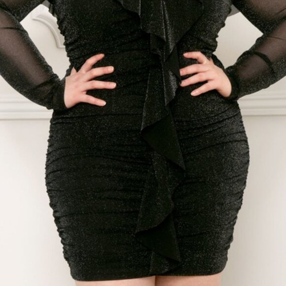 Plus Size Off-Shoulder Ruffle Ruched Mini Dress - Picture 2 of 4